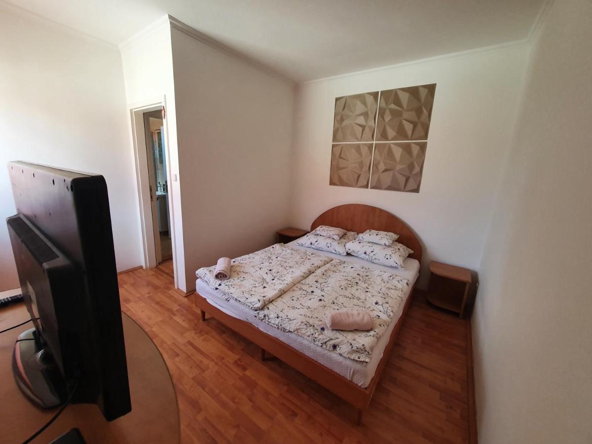 Fischer Apartman 3 ハイデゥソボスロー エクステリア 写真